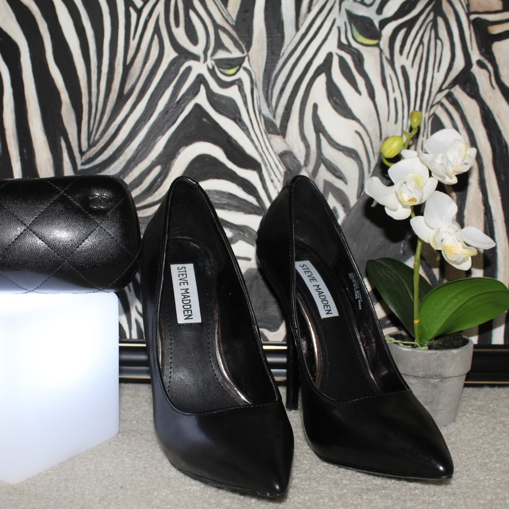 Steve Madden pumps